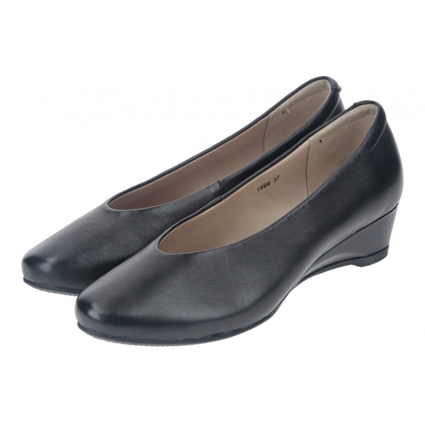 1996 Caratti Leather Wedged Heels (Short, V-throat Vamp)