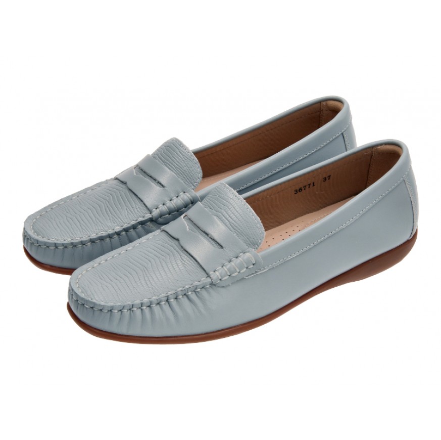 36771 Apache Ladies Leather Moccasins/Slip Ons (Penny Strap)