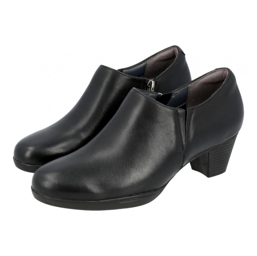 666-10 Caratti Leather Heeled Boots/Booties (Zip Closure, Elastic Side, Low Cut)