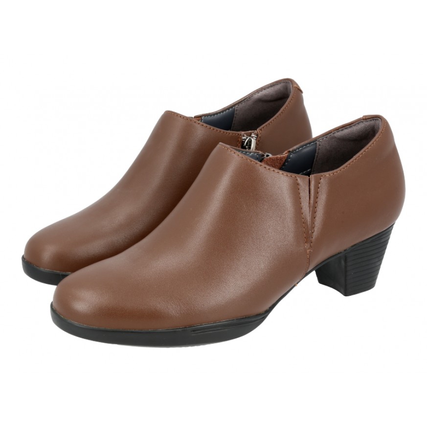 666-10 Caratti Leather Heeled Boots/Booties (Zip Closure, Elastic Side, Low Cut)