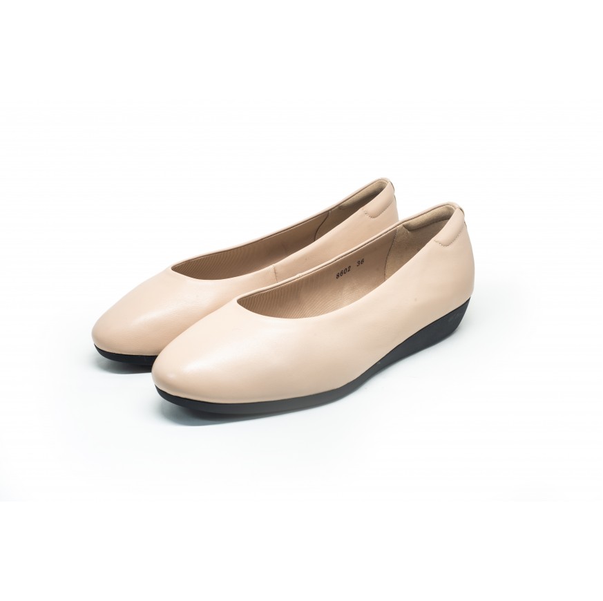8602 Caratti Leather Pumps (with mini wedge)